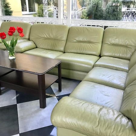 Hotelik Polonia Lowicz Luaran gambar