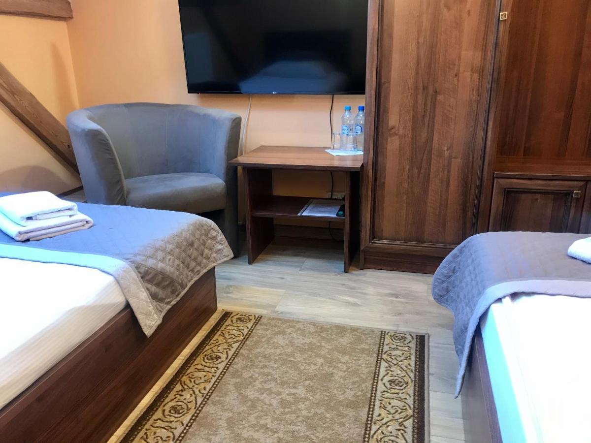 Hotelik Polonia Lowicz Luaran gambar