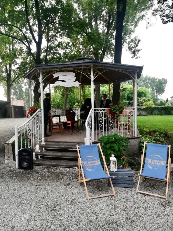 Hotelik Polonia Lowicz Luaran gambar