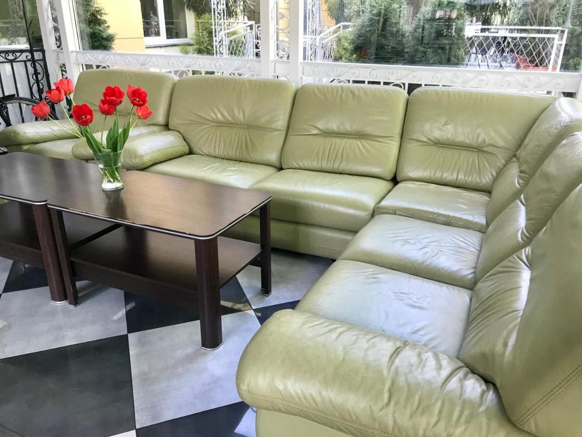 Hotelik Polonia Lowicz Luaran gambar