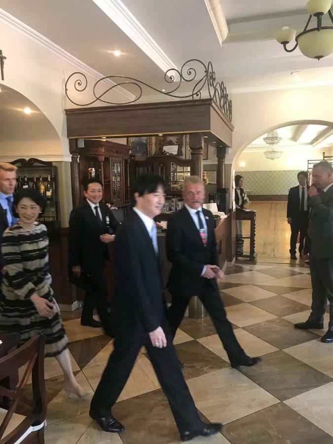 Hotelik Polonia Lowicz Luaran gambar